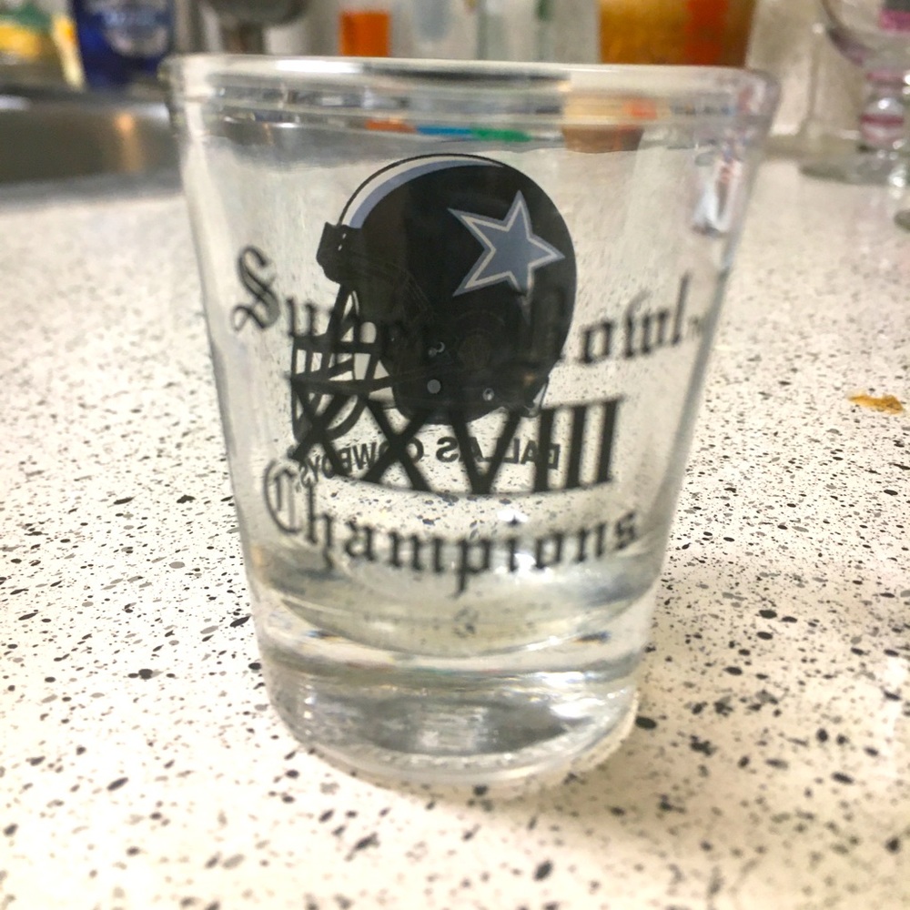 Super bowl 28 Dallas Cowboys shot glass